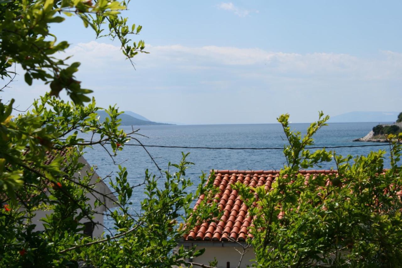 Apartments By The Sea Podaca, Makarska - 6874 Exterior photo